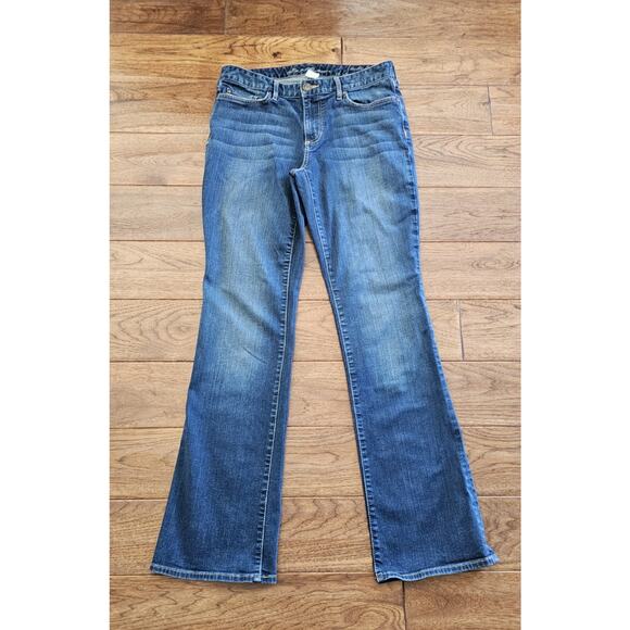 Eddie Bauer Slightly Curvy Bootcut Denim Jeans Women’s Size 8 - Picture 1 of 10